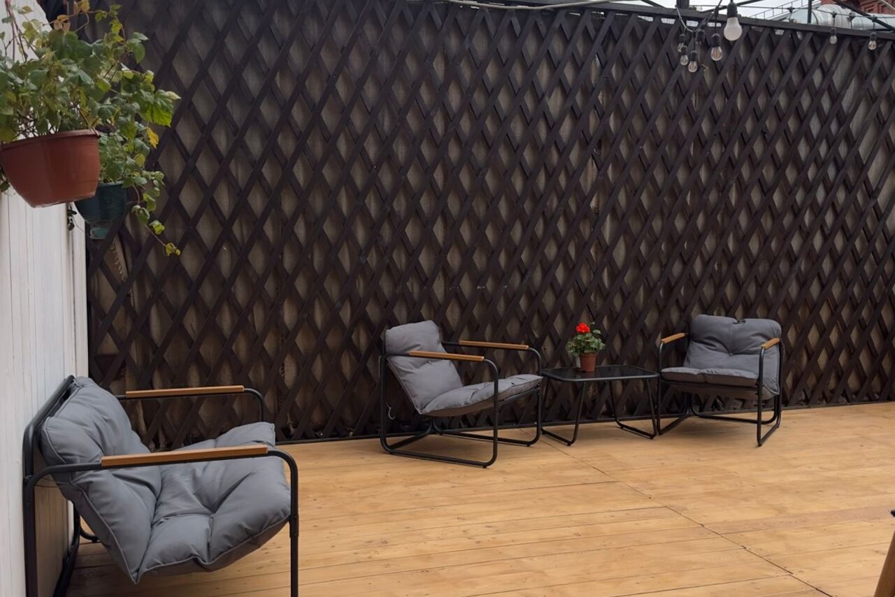 Арендовать Cloud Nine. Арт-пространство на мансардном этаже