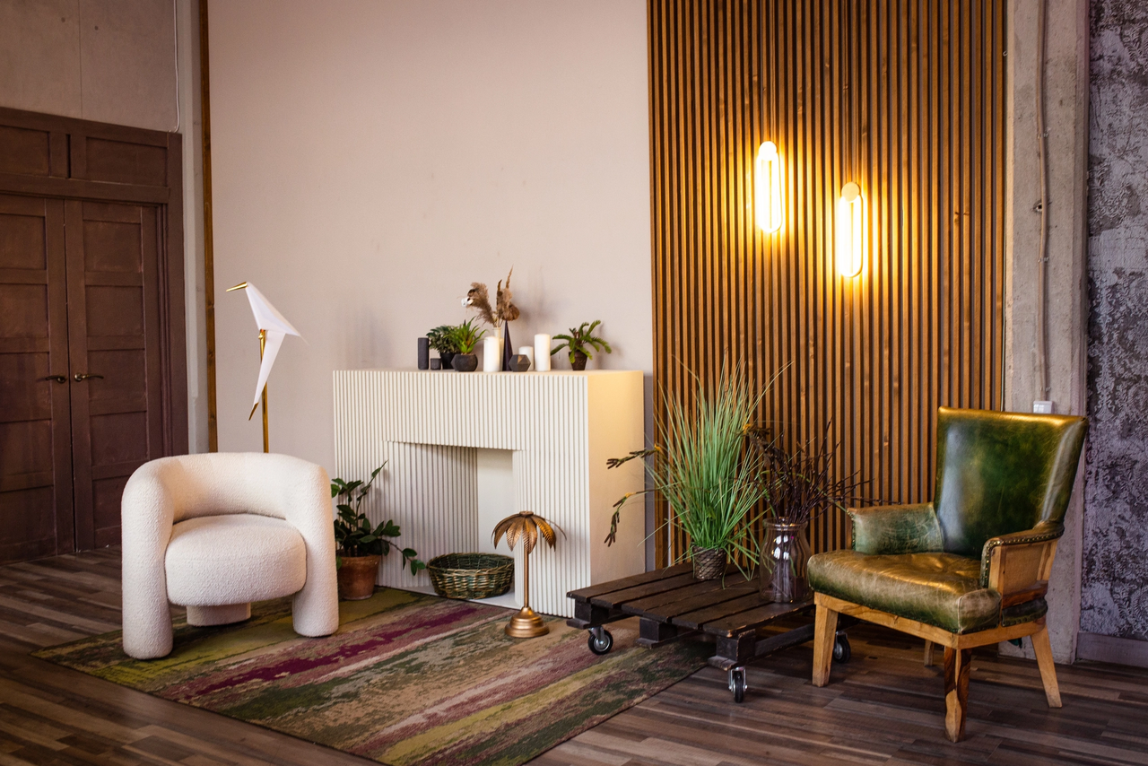 Арендовать Loft with vintage windows 