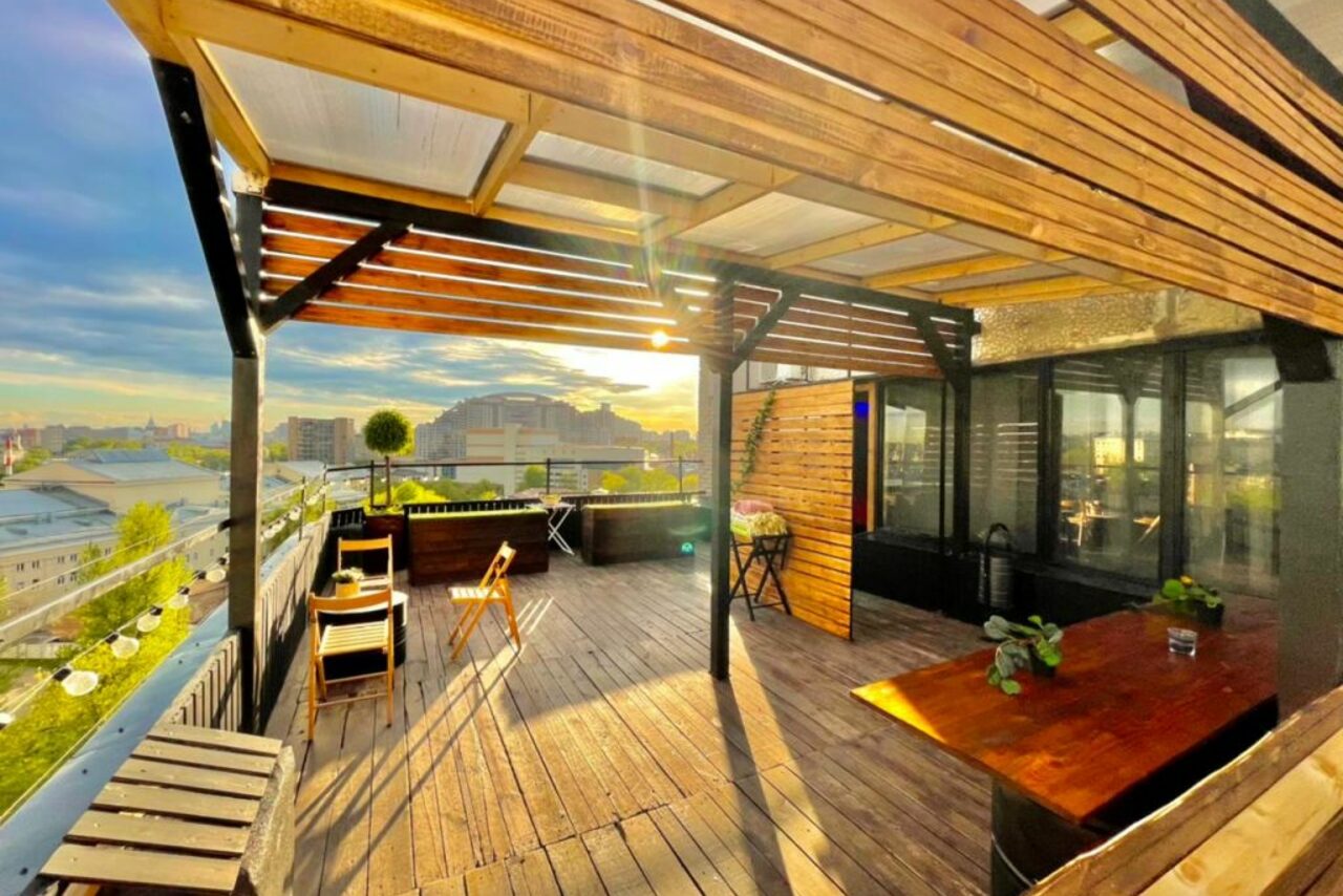 Арендовать Панорамный лофт с выходом на крышу