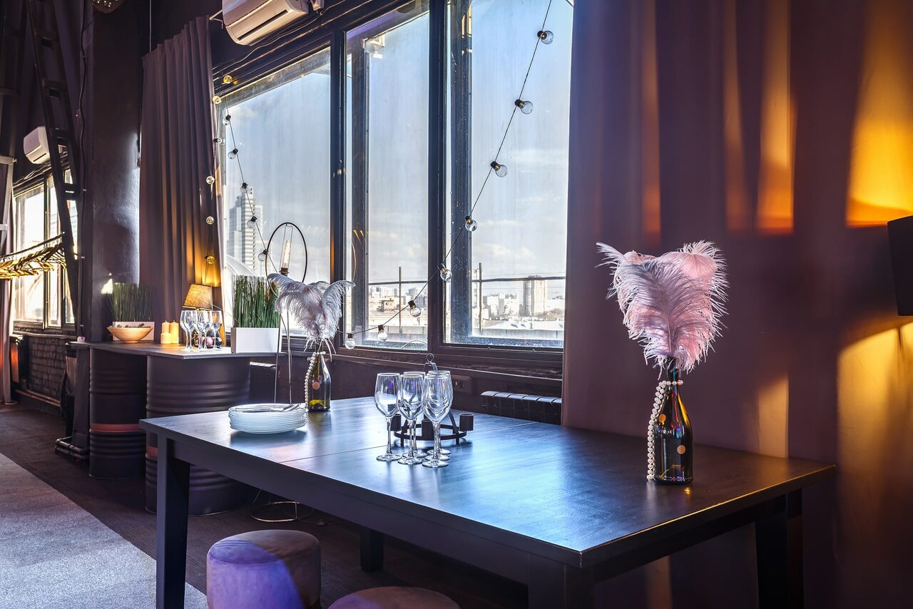 Арендовать Панорамный лофт с выходом на крышу