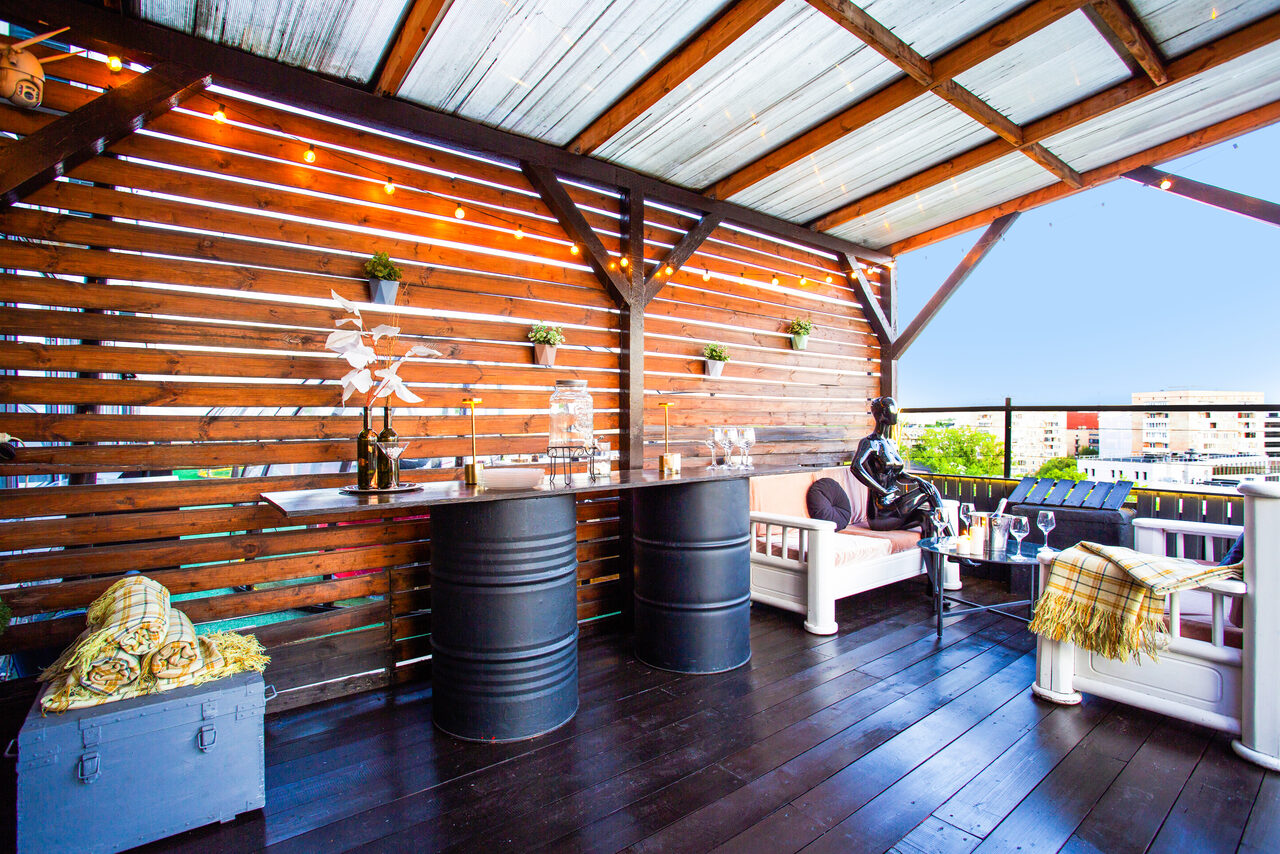 Арендовать Панорамный лофт с выходом на крышу