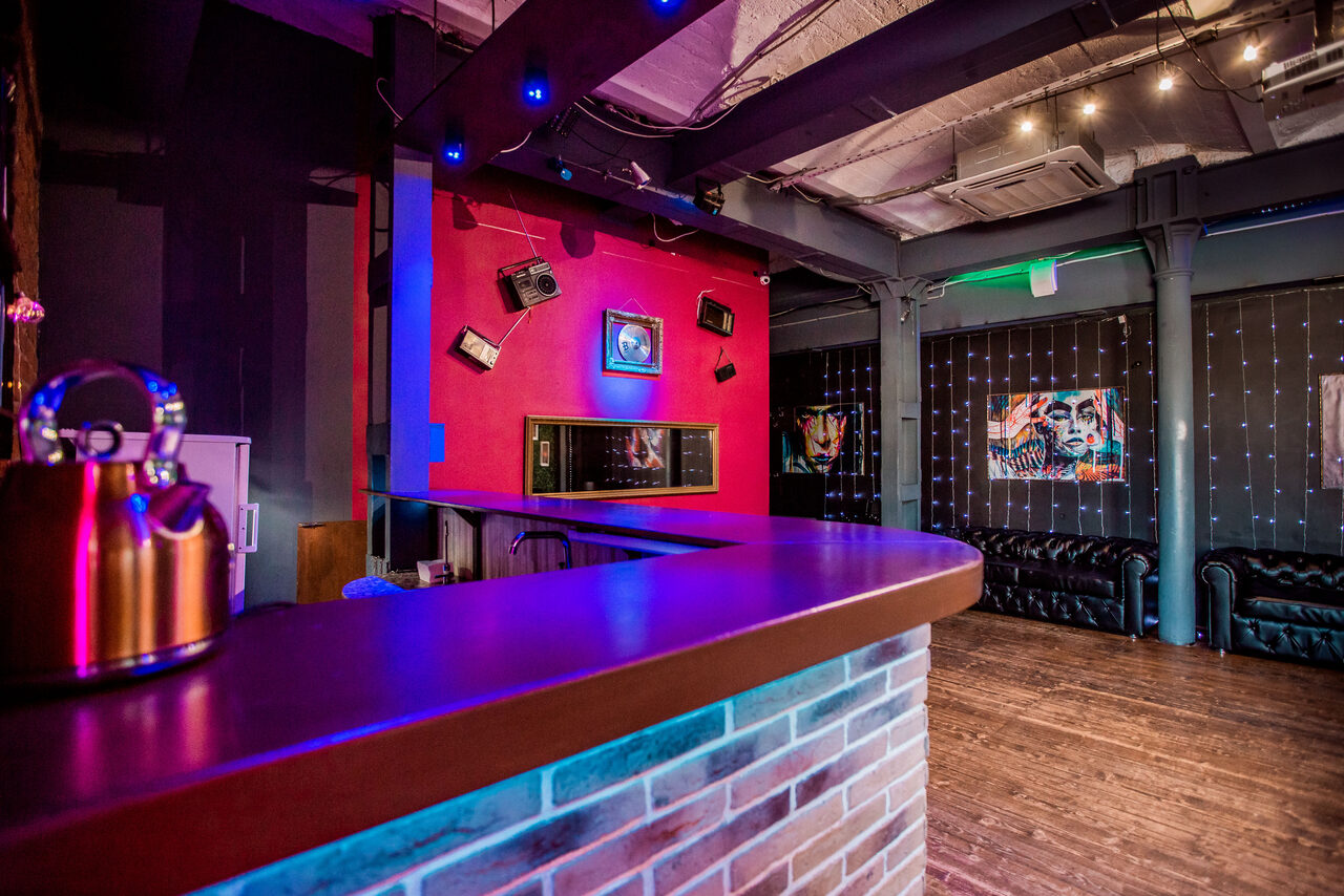 Арендовать Fashionable club loft in the very center of Moscow