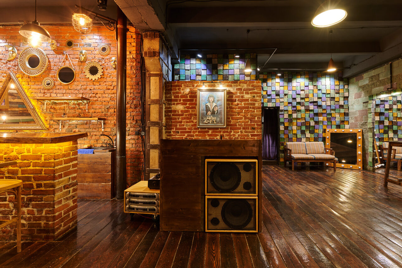 Арендовать Стильный лофт с верандой