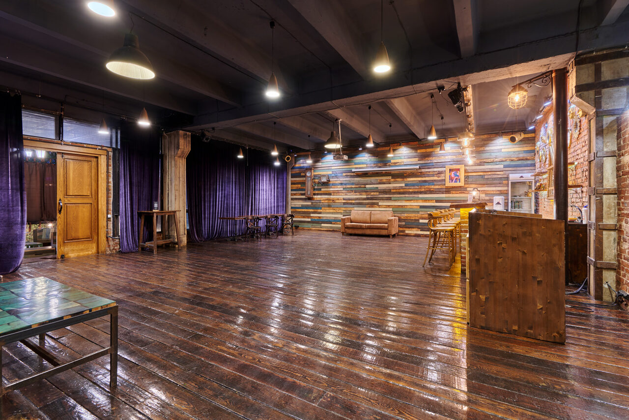 Арендовать Стильный лофт с верандой