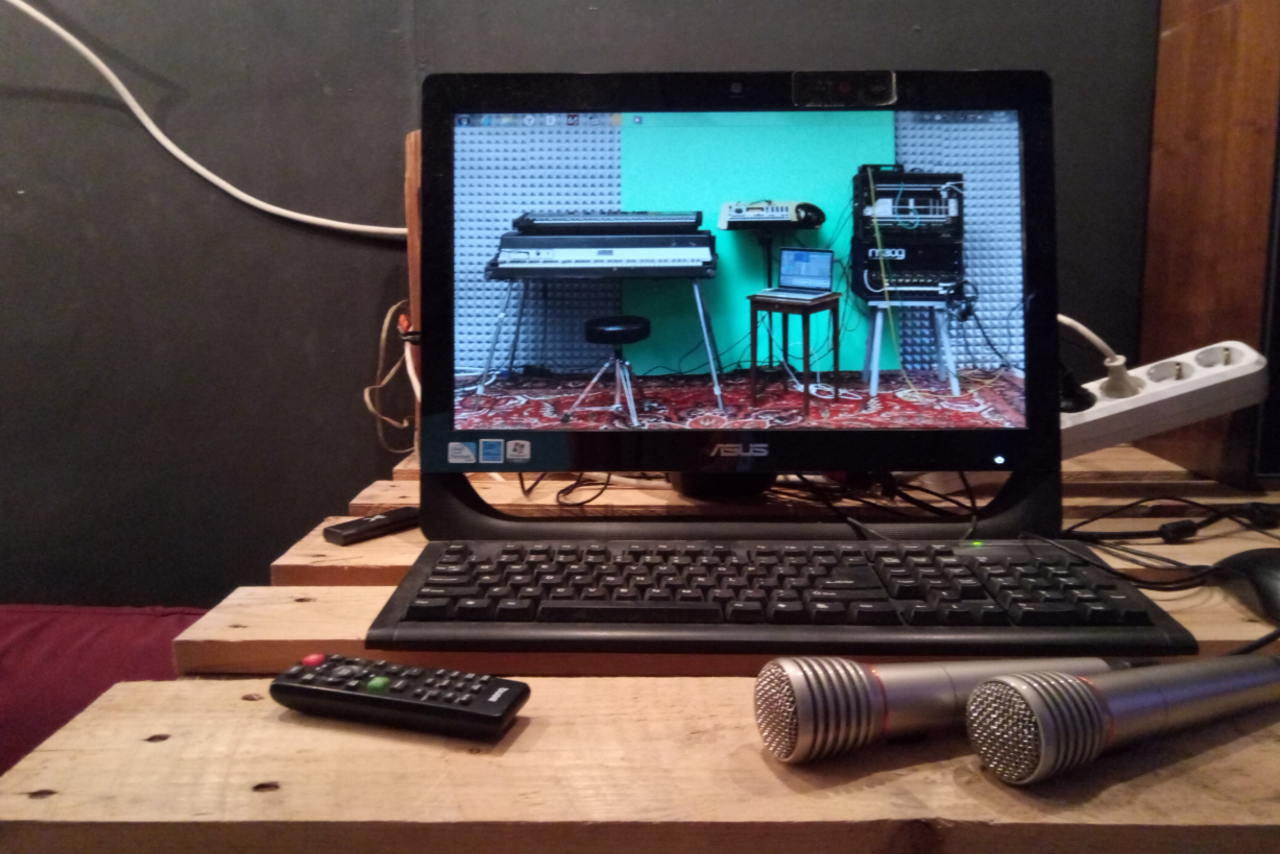 Арендовать Лофт с экраном во всю стену