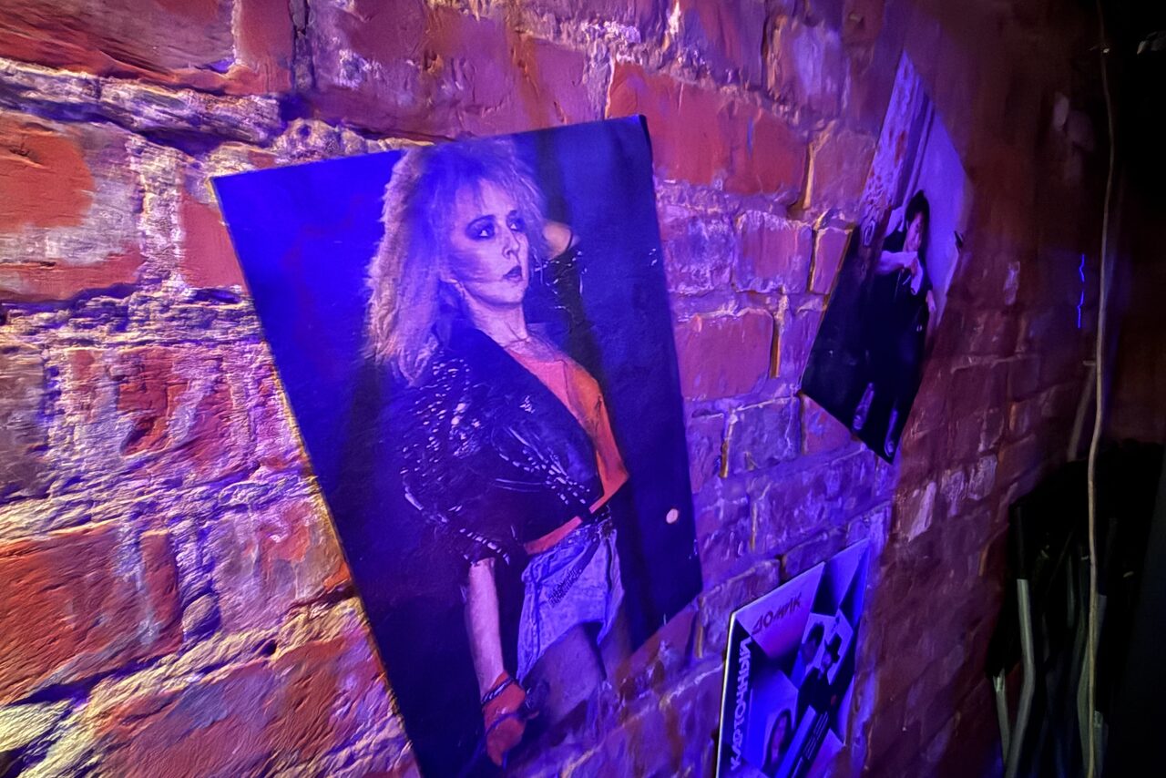 Арендовать Лофт ИЗНАНКА. Зал ЛИХИЕ 90-е