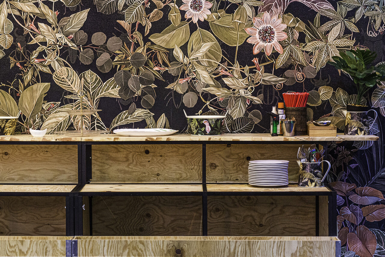 Арендовать Лофт для вечеринок с коктейльным баром 