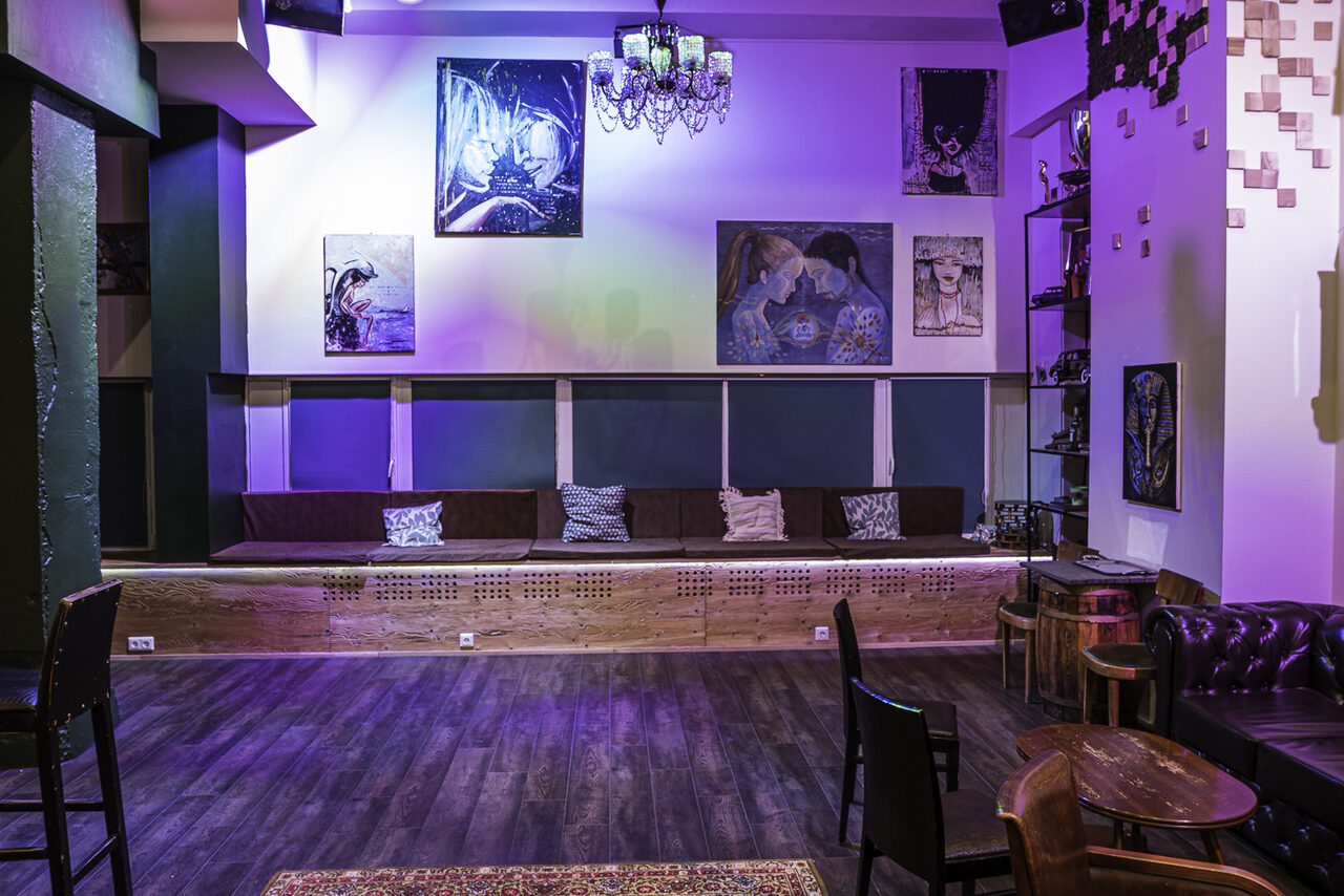 Арендовать Лофт для вечеринок с коктейльным баром 