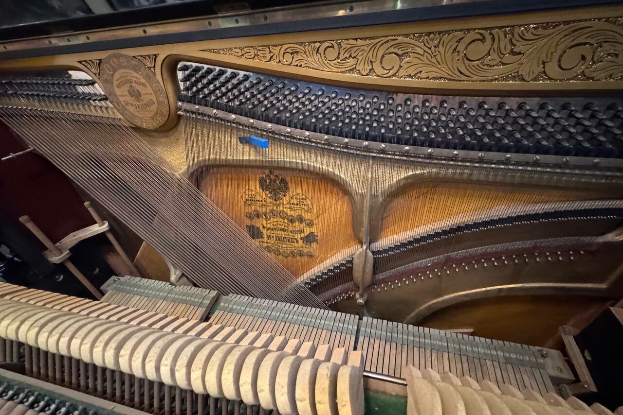 Арендовать Лофт для вечеринок с коктейльным баром 