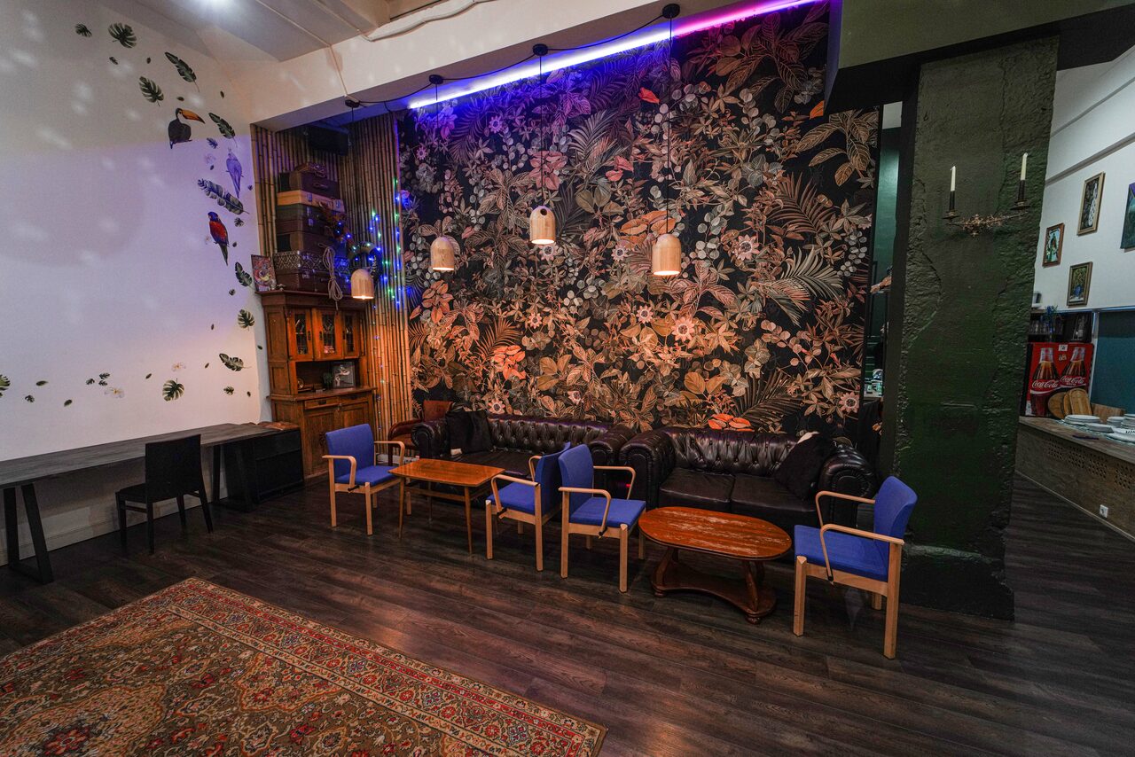 Арендовать Лофт для вечеринок с коктейльным баром 