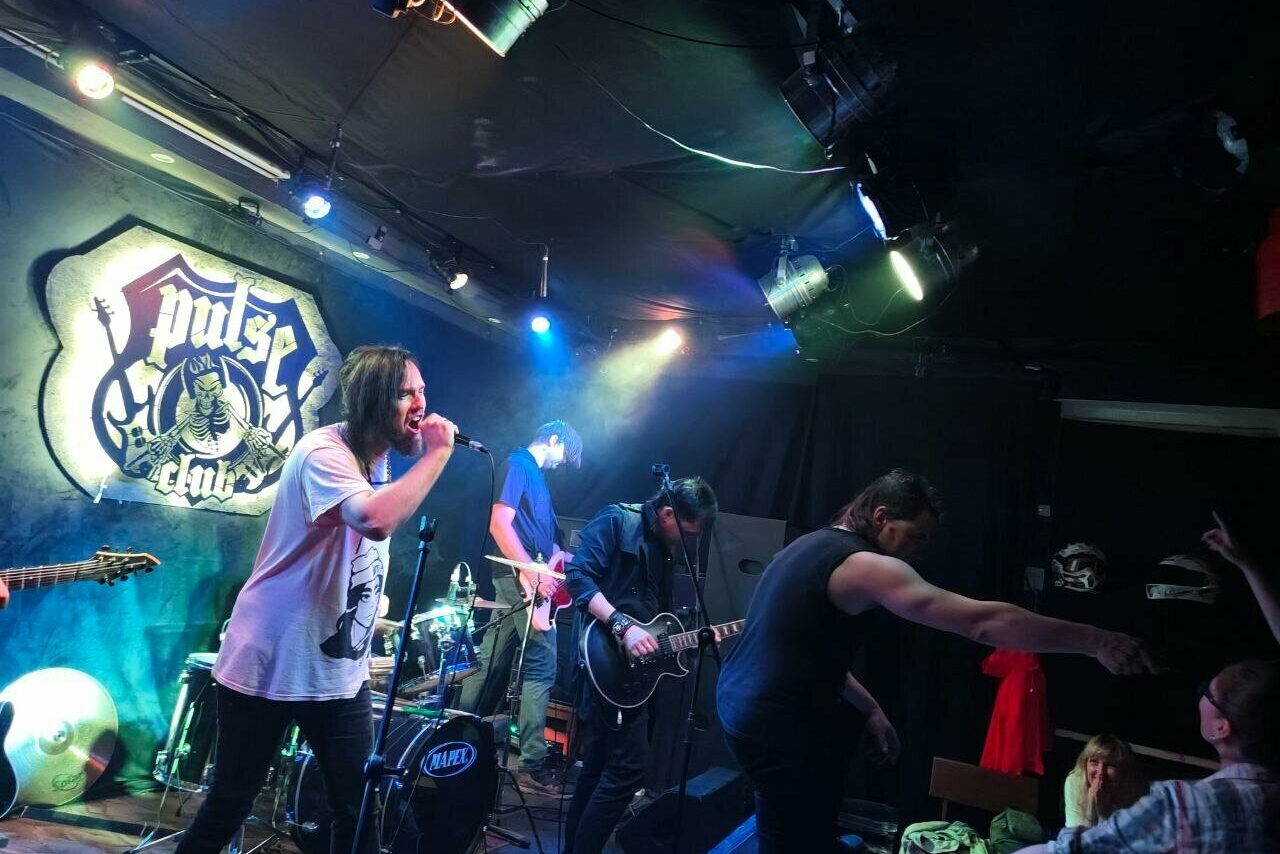 Арендовать Pulse Club(Клуб Пульс). Концертная площадка с оборудованием