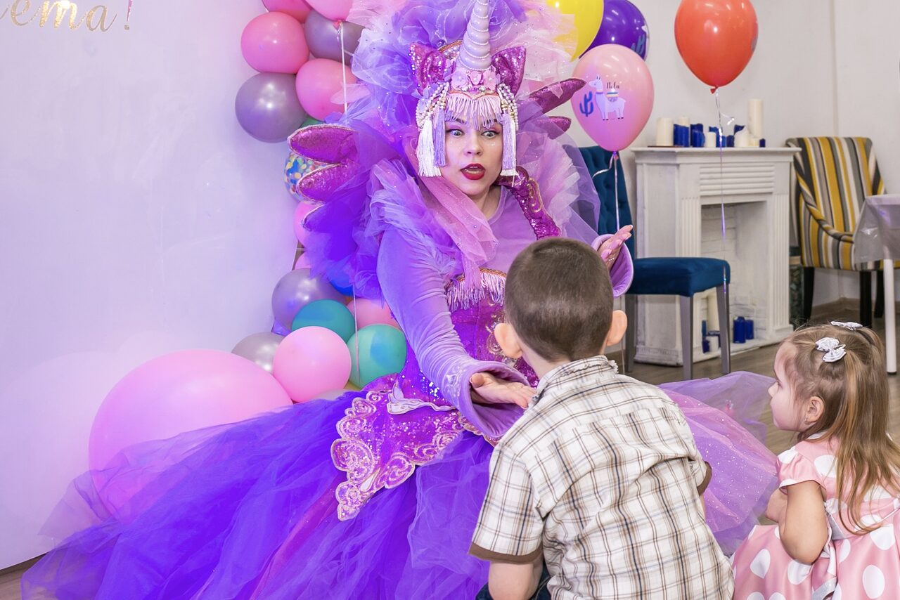 Арендовать Only You. Белый лофт с верандой