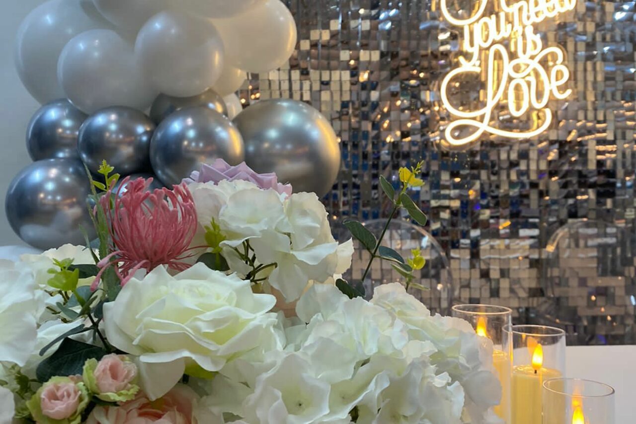 Арендовать Only You. Белый лофт с верандой