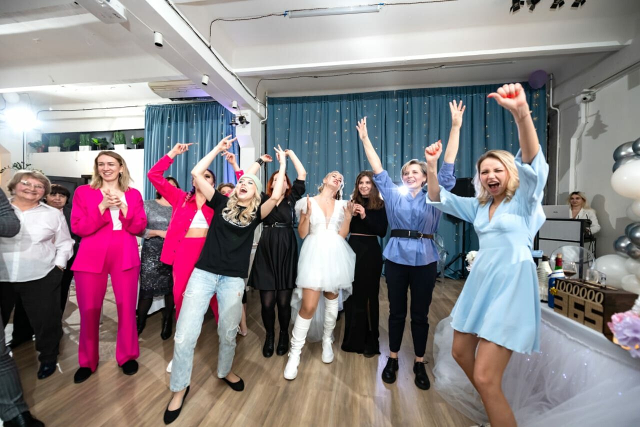 Арендовать Only You. Белый лофт с верандой