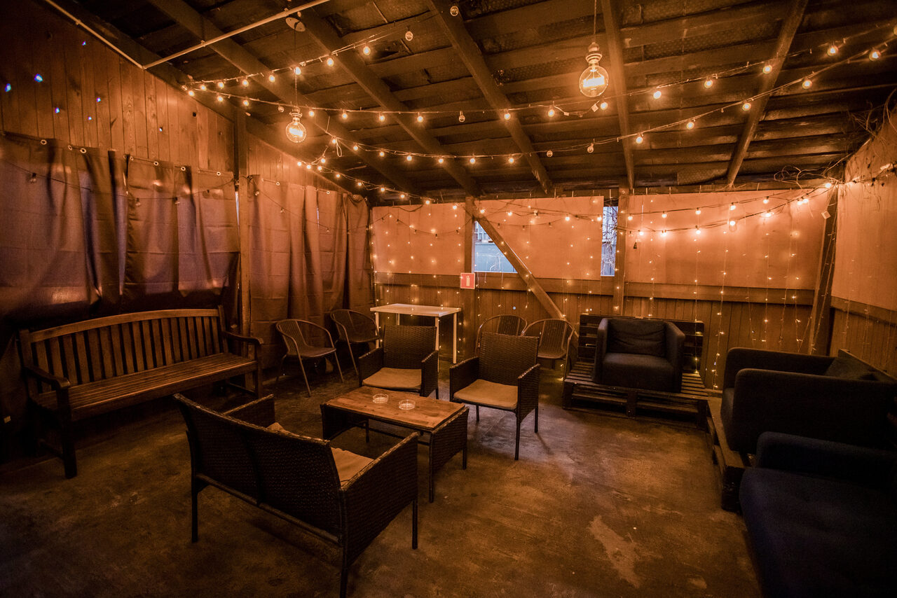 Арендовать Only You. Белый лофт с верандой