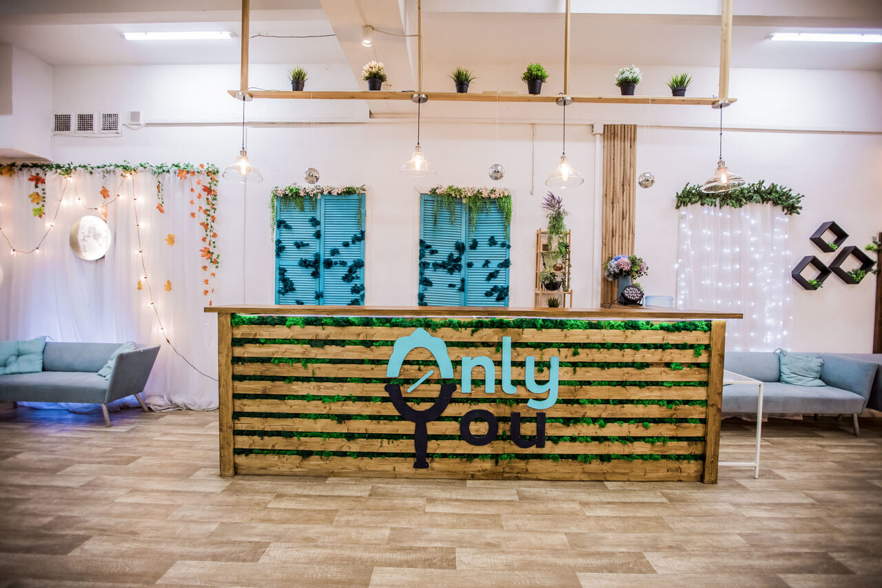 Арендовать Only You. Белый лофт с верандой