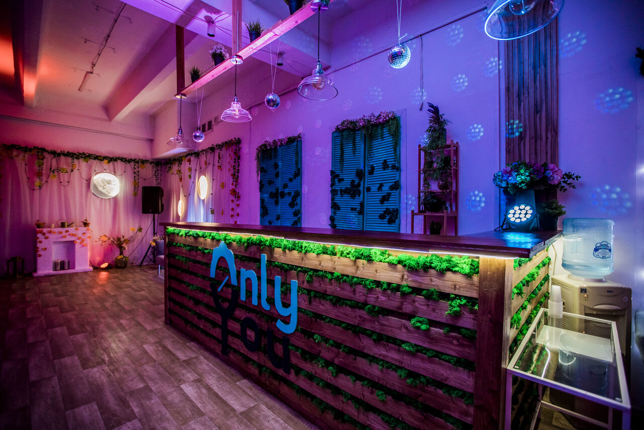 Арендовать Only You. Белый лофт с верандой