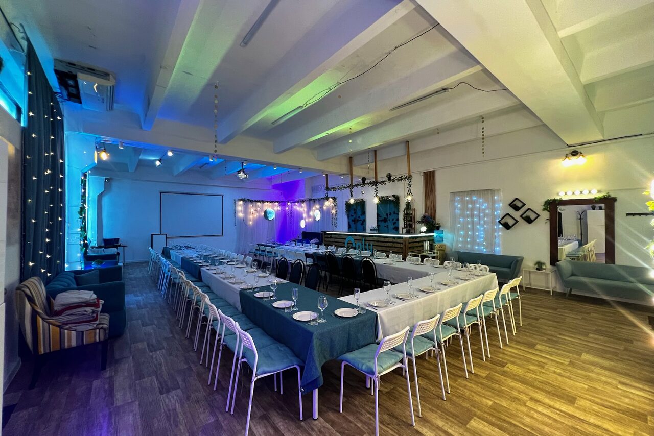 Арендовать Only You. Белый лофт с верандой