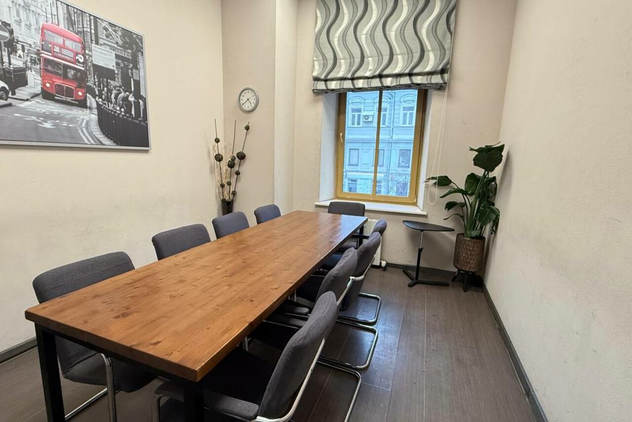 Арендовать Переговорная комната в центре Москвы