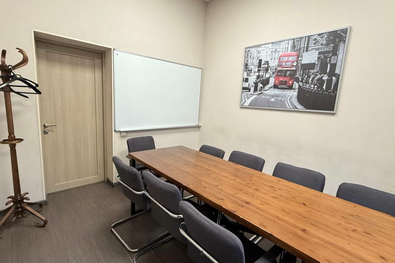Арендовать Переговорная комната в центре Москвы