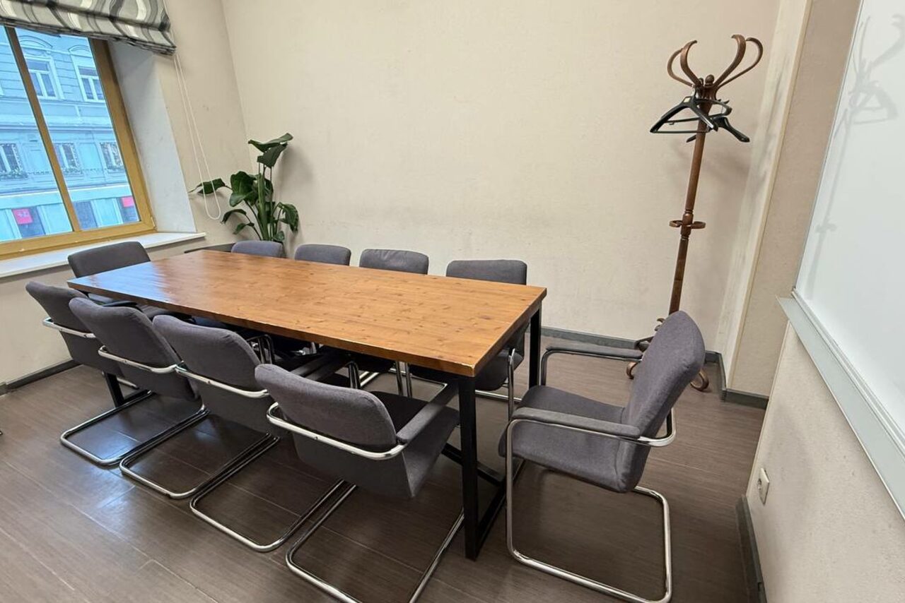 Арендовать Переговорная комната в центре Москвы