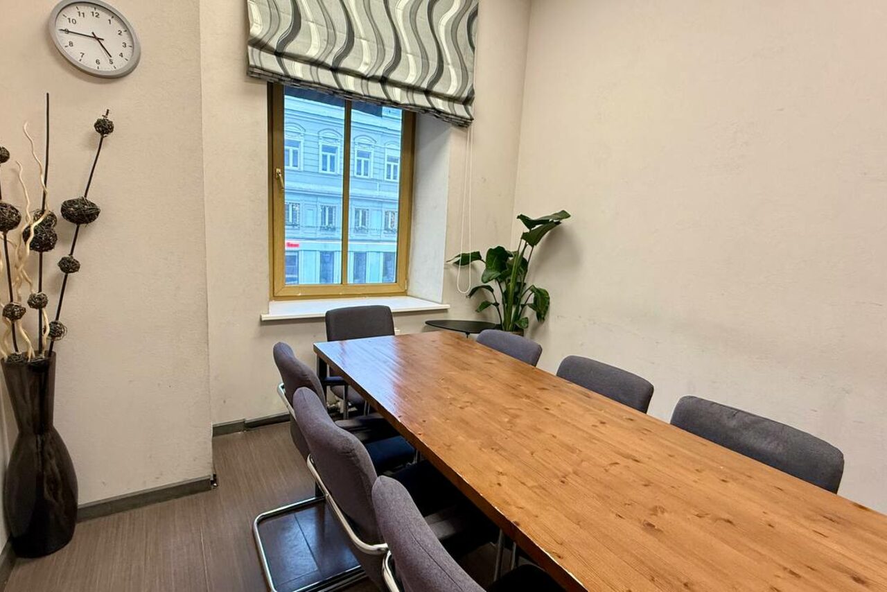 Арендовать Переговорная комната в центре Москвы
