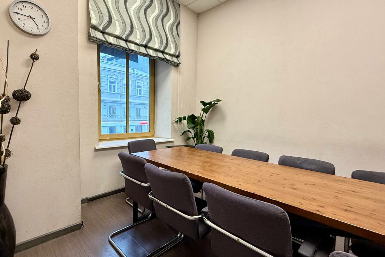 Арендовать Переговорная комната в центре Москвы