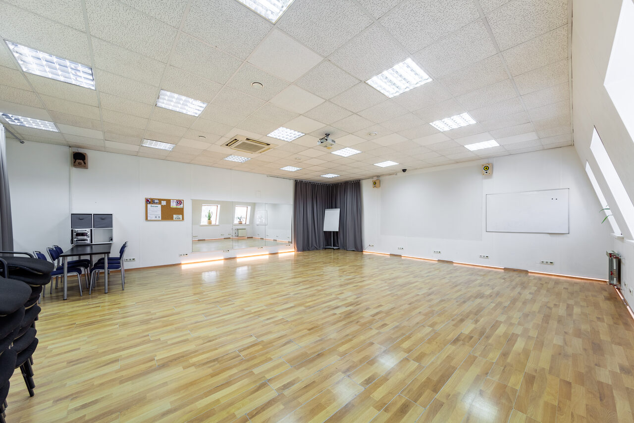 Арендовать Конференц-зал