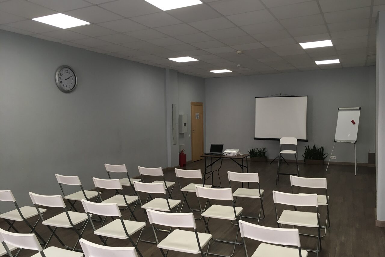 Арендовать Зал №1 площадью 60 м.кв. свободной компоновки