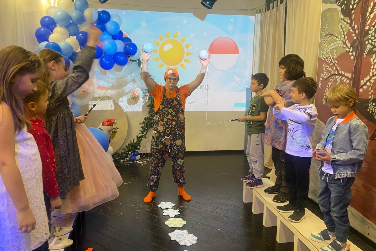 Арендовать НеВзрослые. Стильное семейное пространство