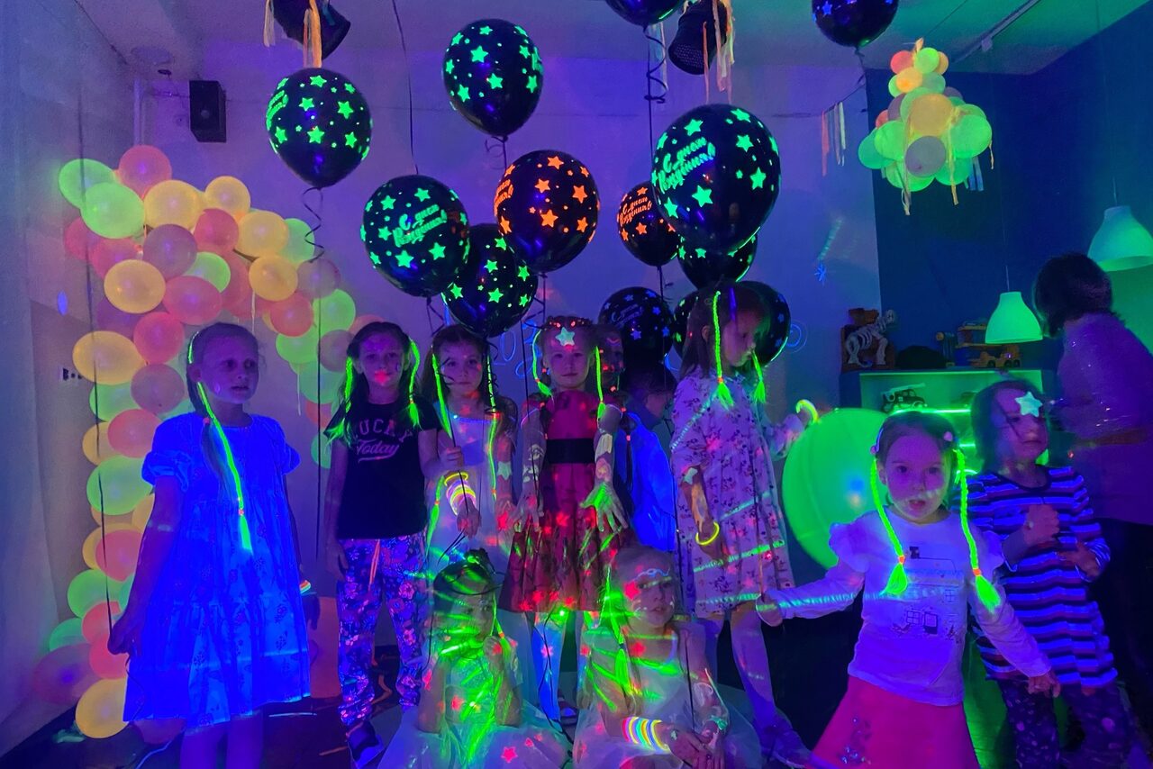 Арендовать НеВзрослые. Стильное семейное пространство