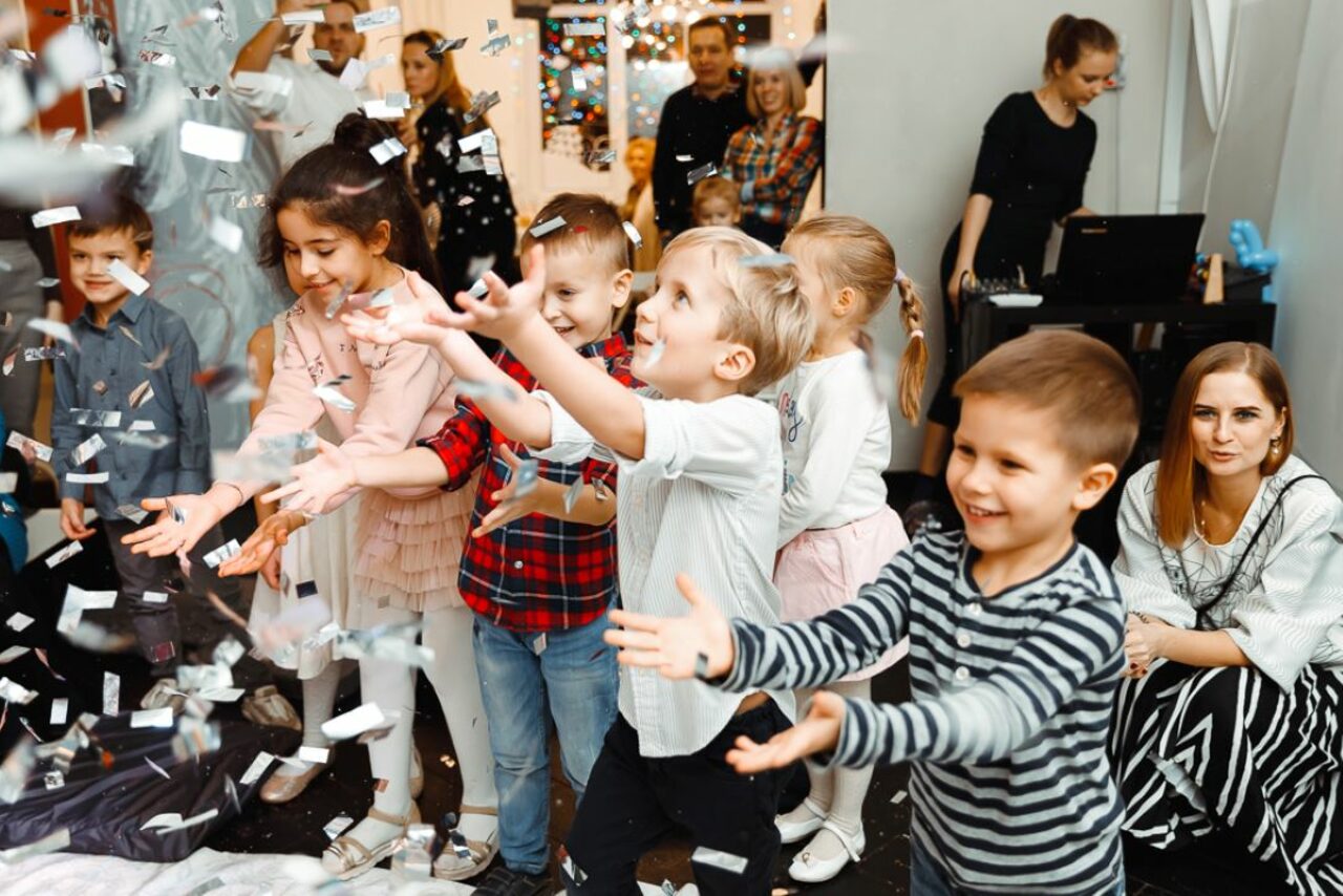 Арендовать НеВзрослые. Стильное семейное пространство