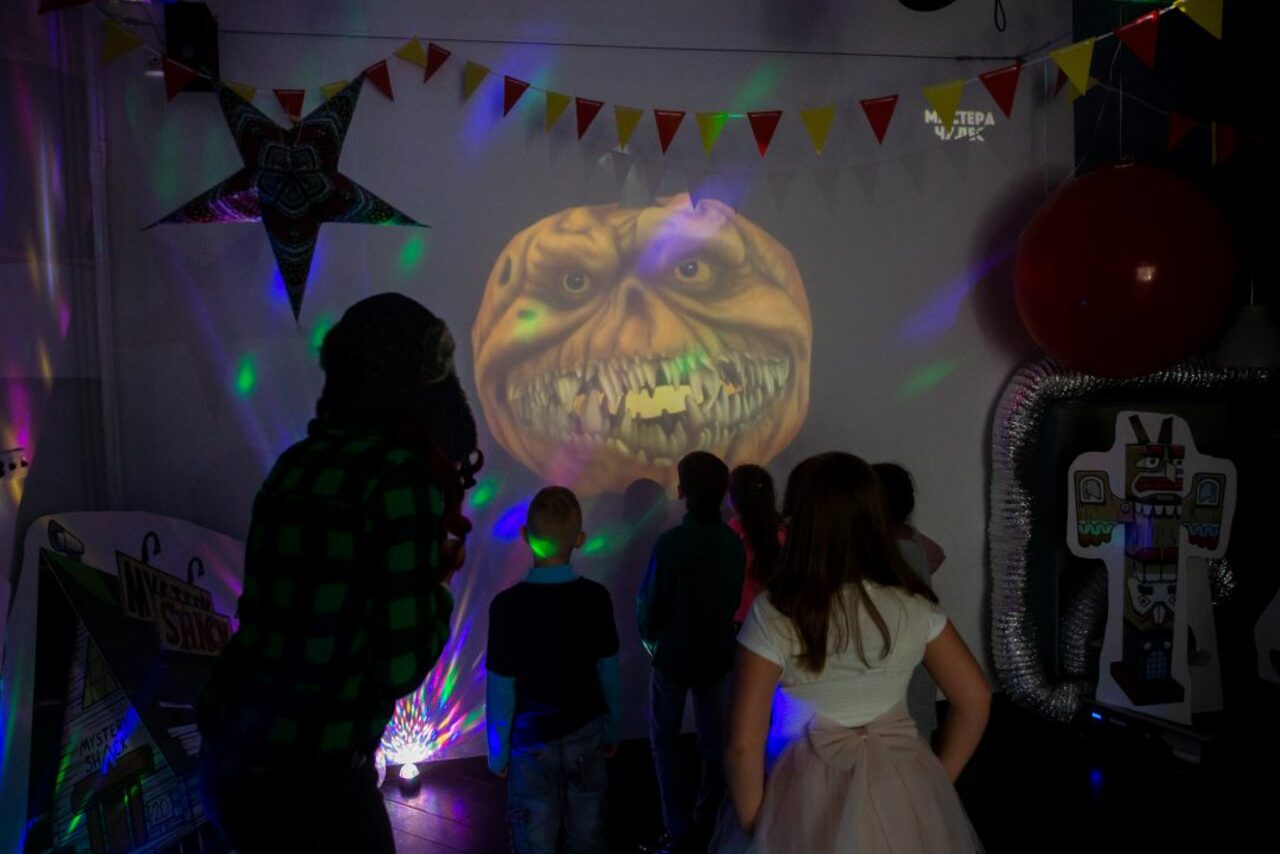 Арендовать НеВзрослые. Стильное семейное пространство