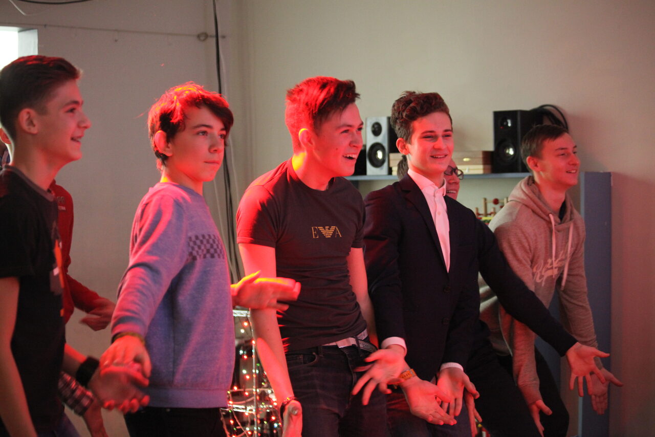 Арендовать НеВзрослые. Стильное семейное пространство