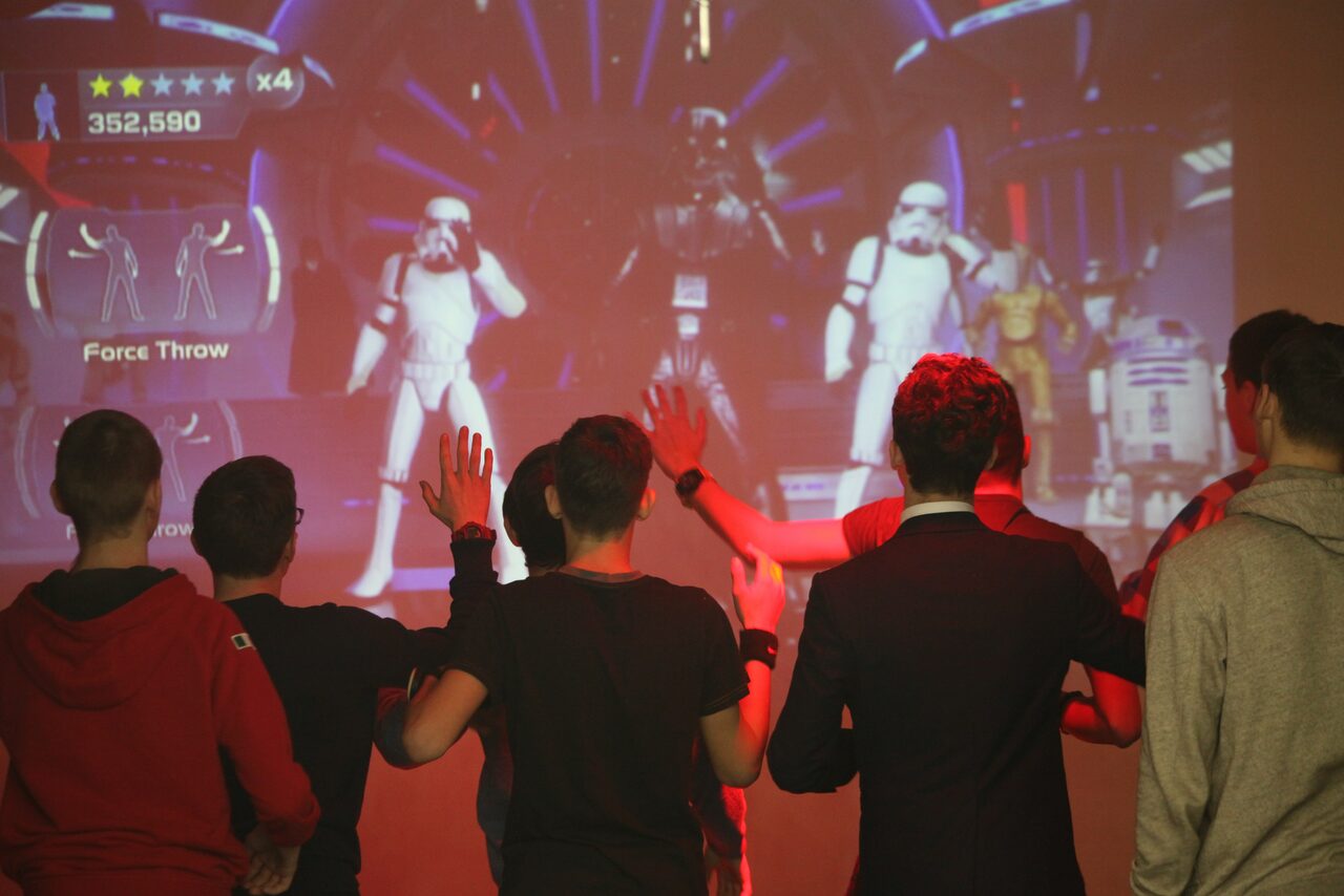 Арендовать НеВзрослые. Стильное семейное пространство