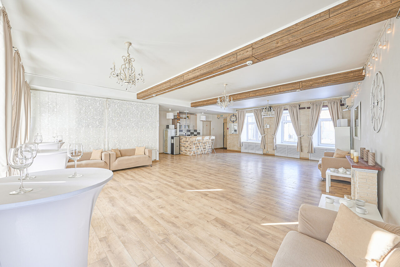 Арендовать Loft Lodge 1. Хорошо оборудованный лофт для праздника