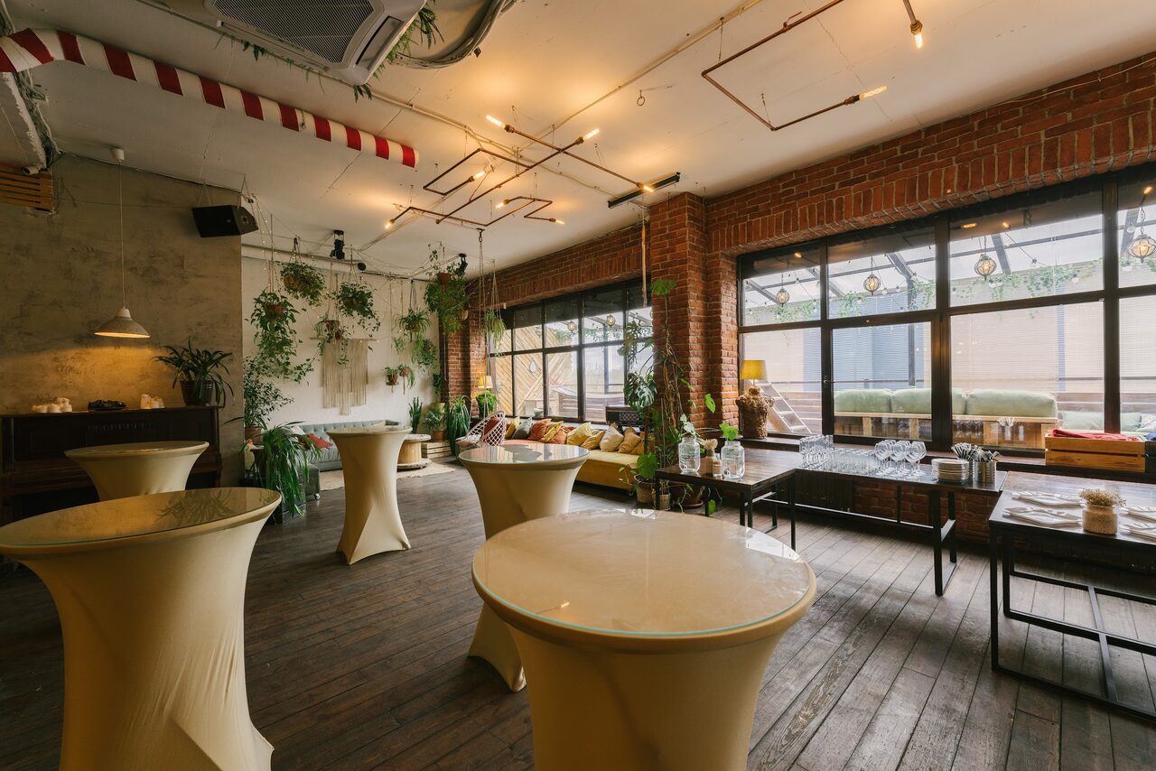 Арендовать Multiroom. Лофт-студия 