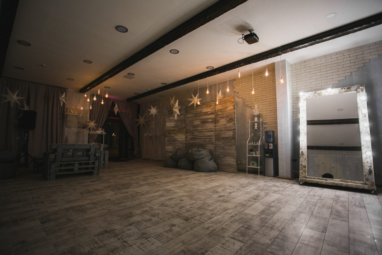 Арендовать Лофт в бизнес центре