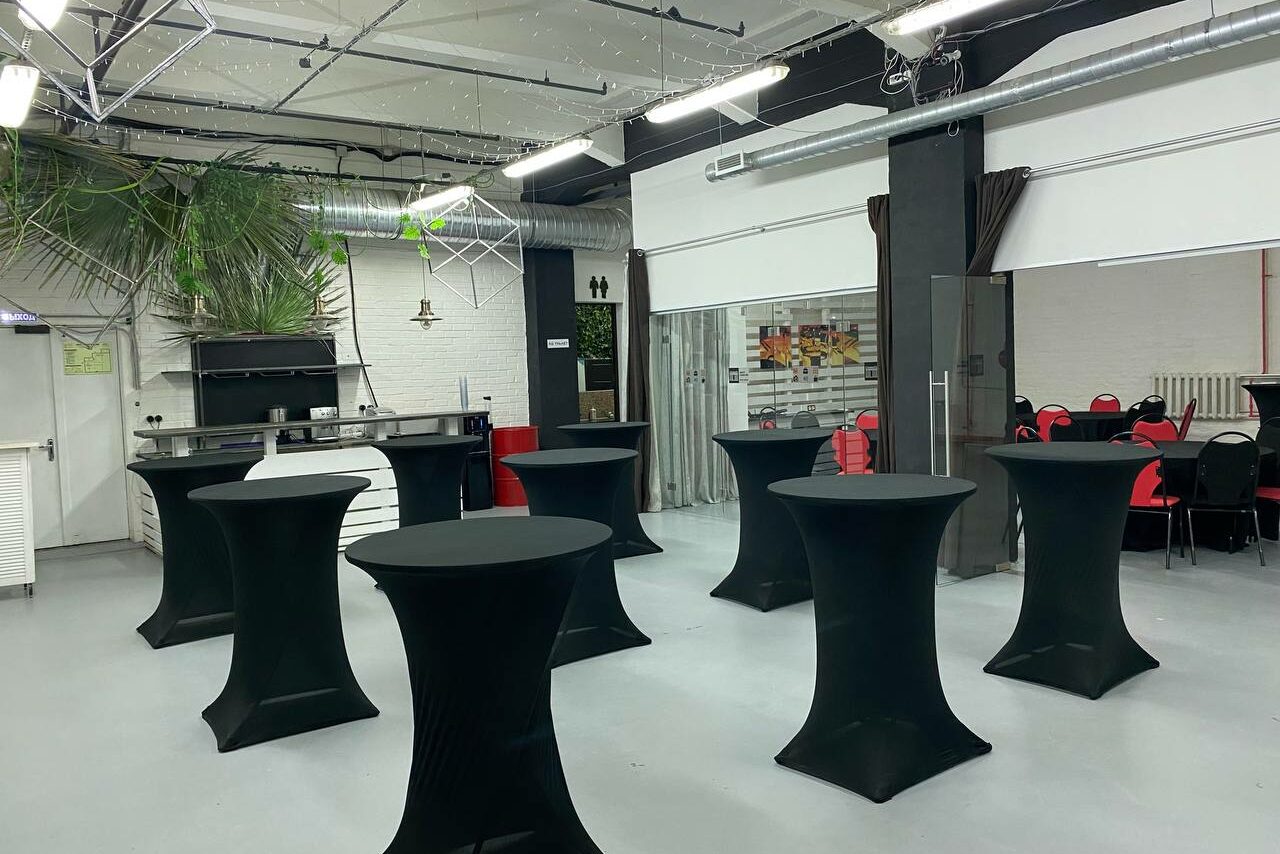 Арендовать White loft for business events 