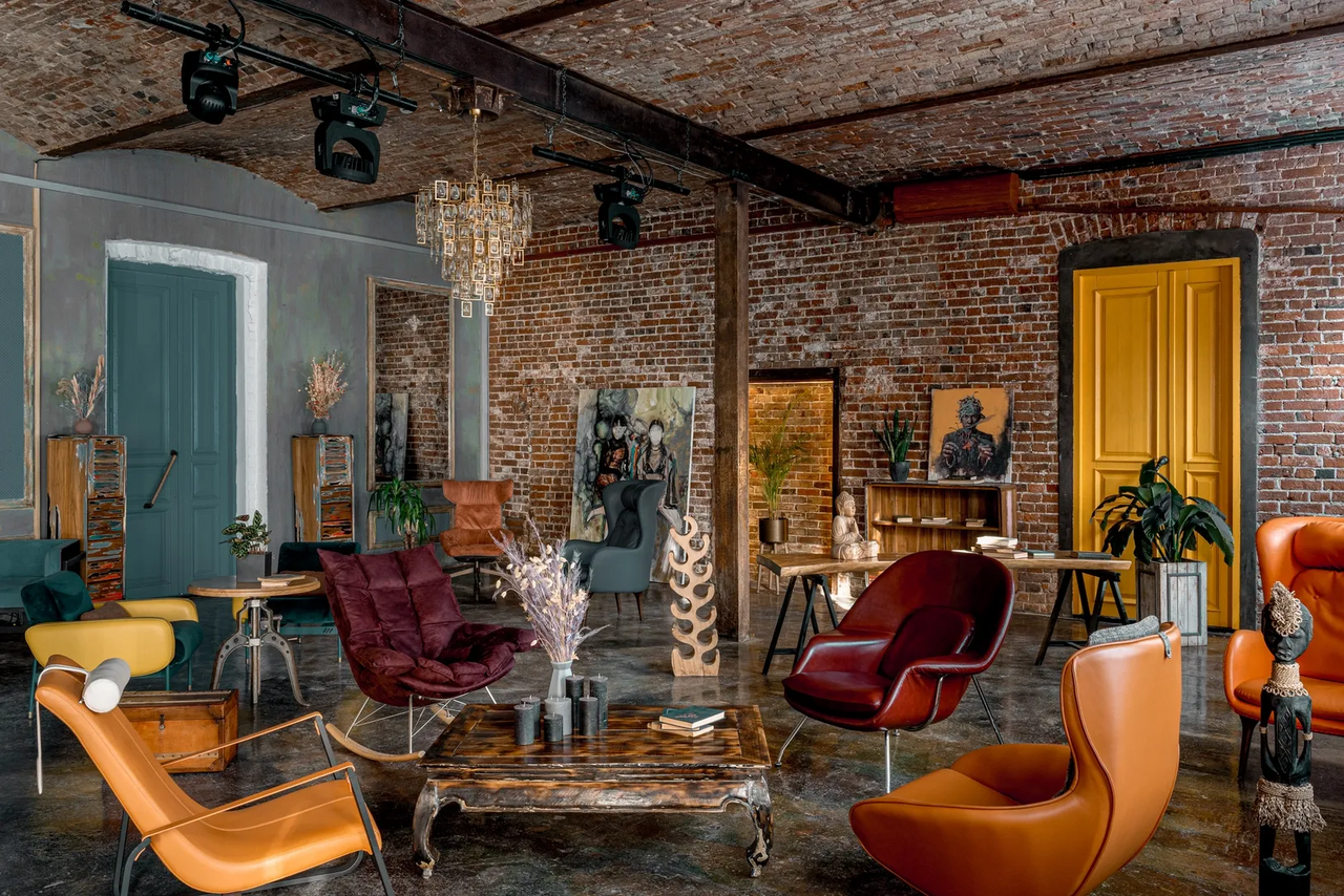 Арендовать LOFT HALL Зал RATUSHA HALL на Автозаводской