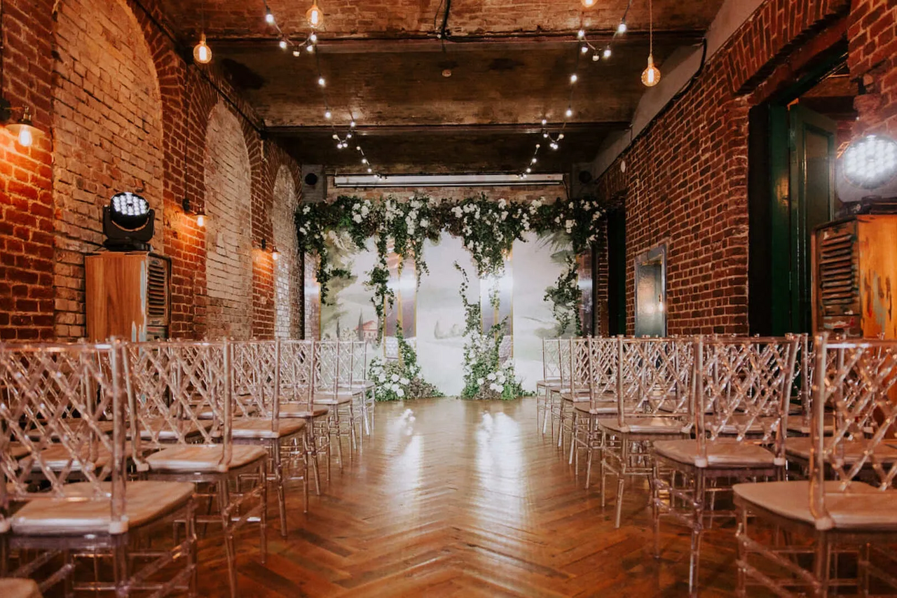 Арендовать LOFT HALL Зал WOOD на Автозаводской