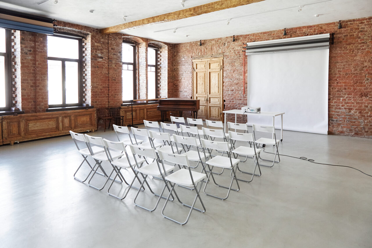 Арендовать Стилизованный лофт для фотосессий и тренингов