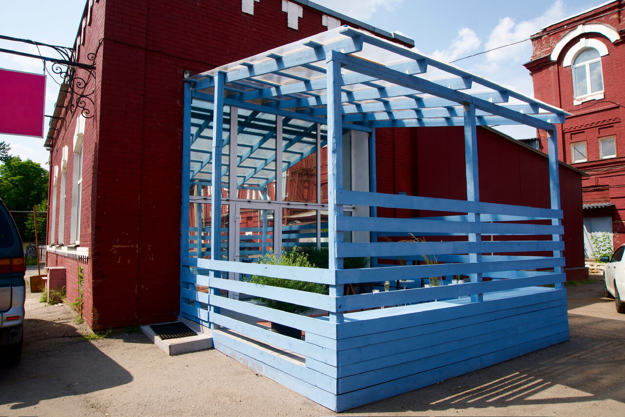 Арендовать Loft with a bar and a separate entrance