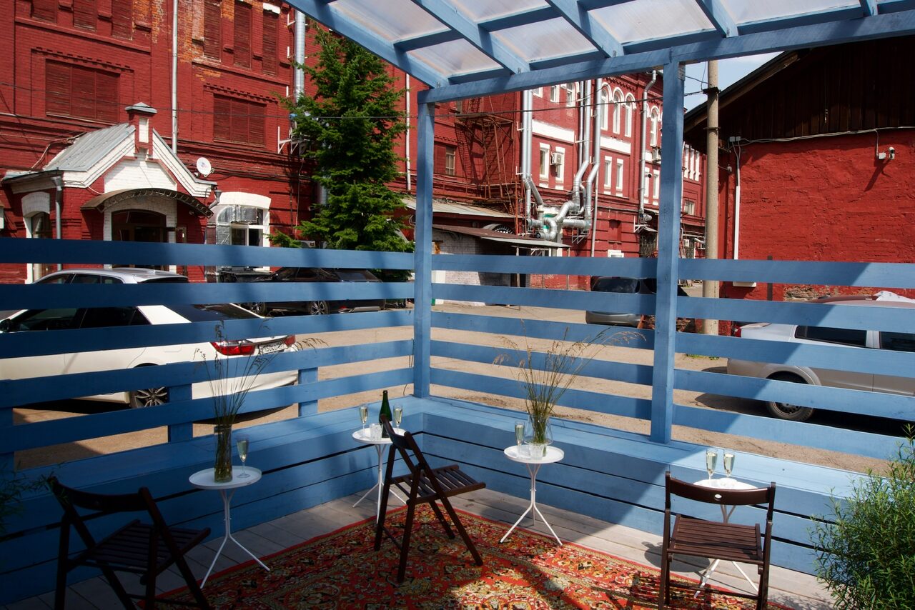 Арендовать Loft with a bar and a separate entrance