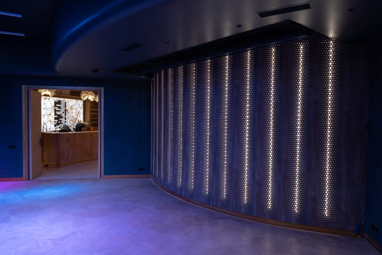 Арендовать Неоновое арт-пространство