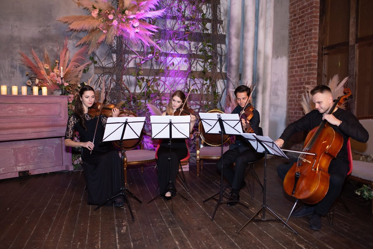 Арендовать Полигон. Эко-лофт Атмосферное лофт-пространство