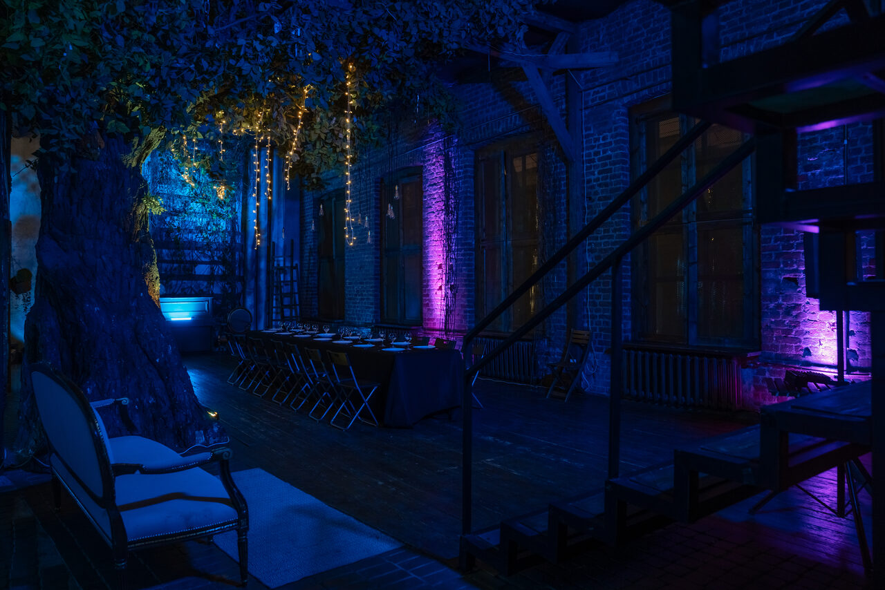 Арендовать Полигон. Эко-лофт Атмосферное лофт-пространство