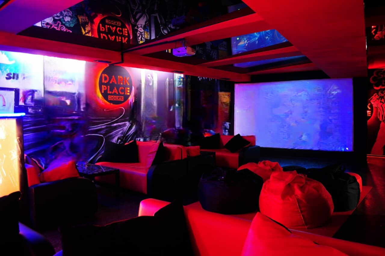 Арендовать Креативное пространство Dark Place Hookah 