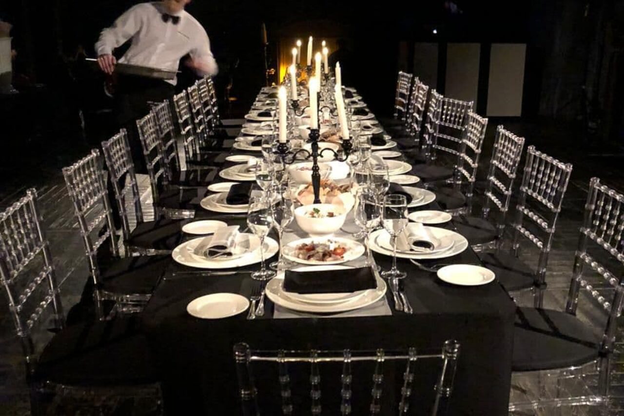 Арендовать Полигон. Чёрная классика  Изысканный зал