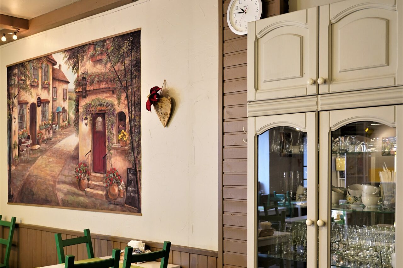 Арендовать Пространство в светлых тонах